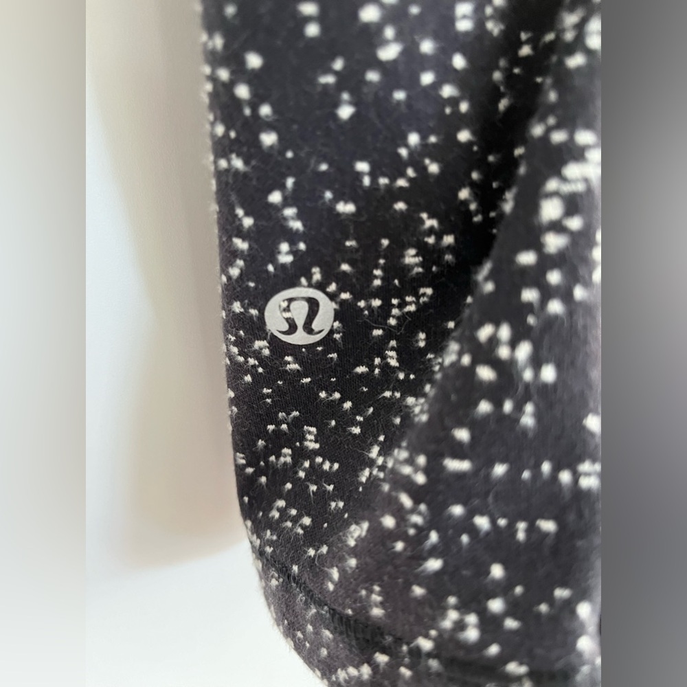 Lululemon Womens Pull Over - image 3